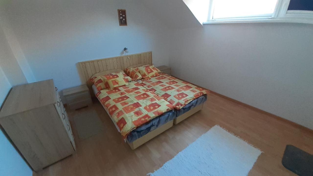 Patri Apartmanhaz 케츨리 외부 사진