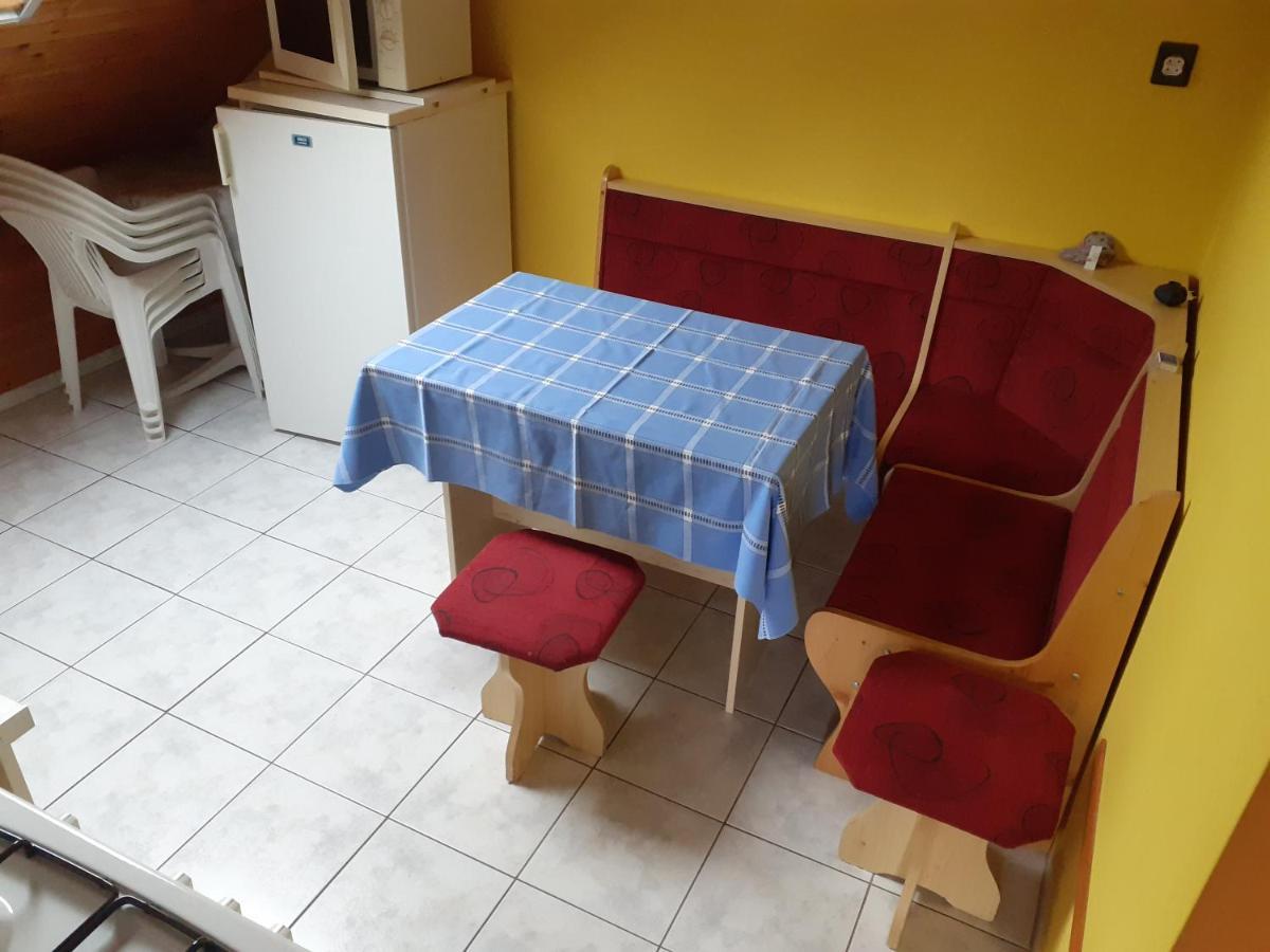 Patri Apartmanhaz 케츨리 외부 사진